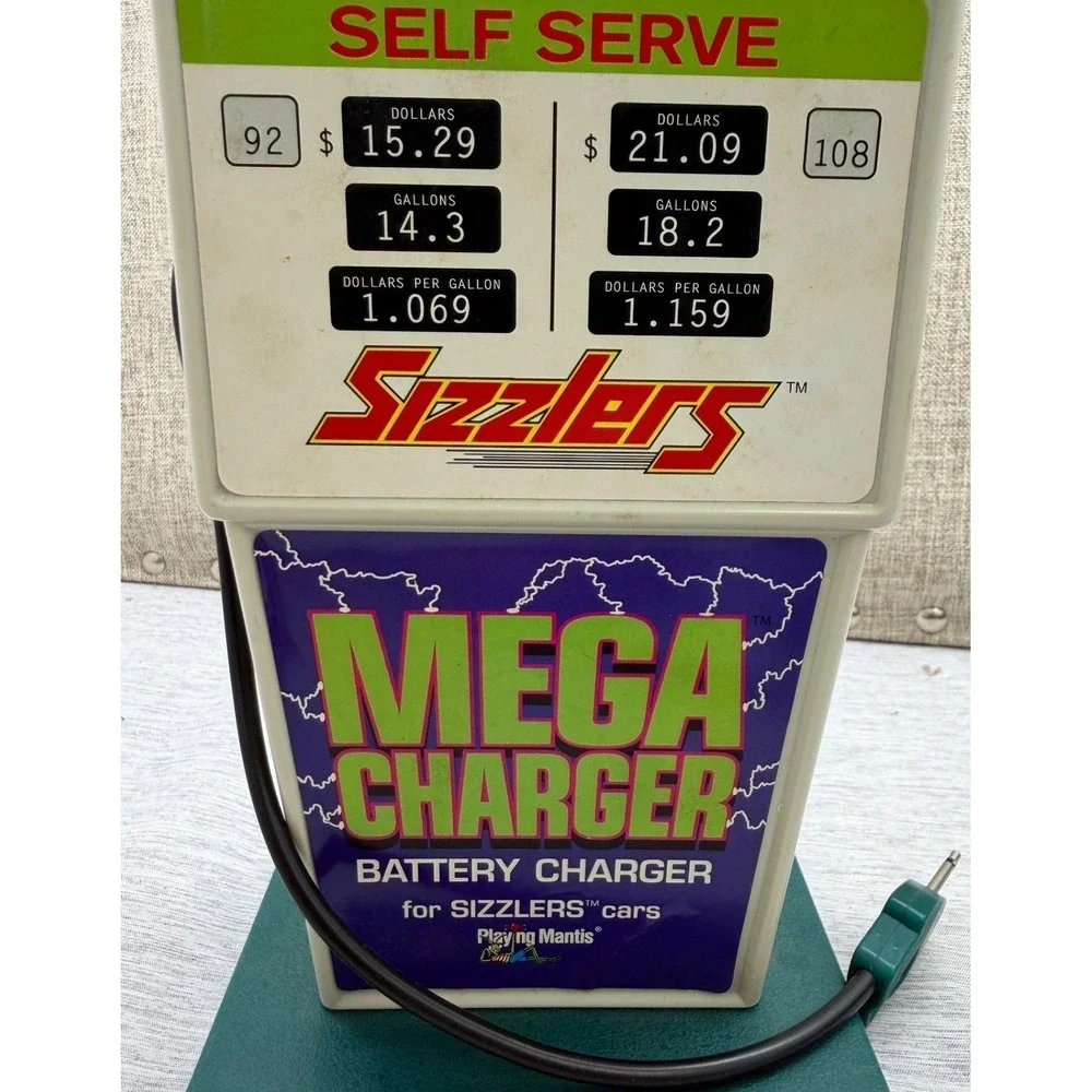 Vintage 1996 Playing Mantis Sizzlers Mega Charger Gas Pump Battery Charger Toy